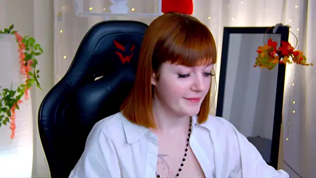 Ashley Nicks online show from 11/01/25, 02:02