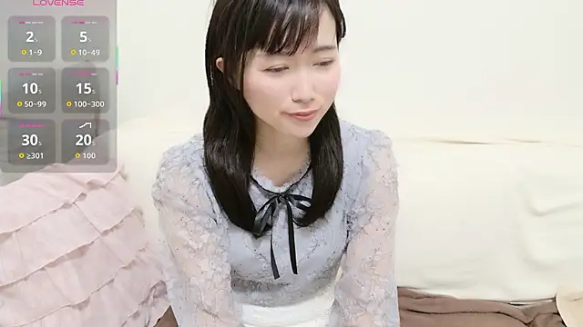 pppYukaqqq online show from 10/25/25, 10:23