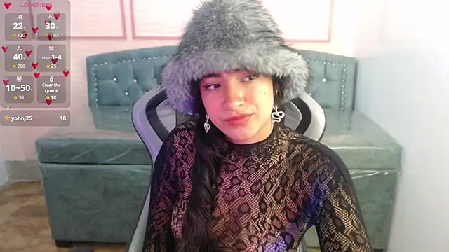 alexa romero t online show from 11/18/25, 01:04