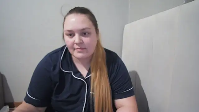 Snapshot of Neytjie chatting on 03/06/26, 06:15 Neytjie online show from 03/06/26, 06:15