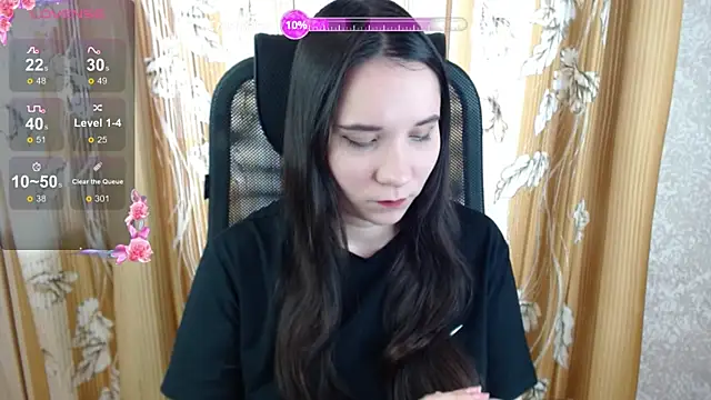 Snapshot of KateForLove chatting on 10/04/25, 11:30 KateForLove online show from 10/04/25, 11:30