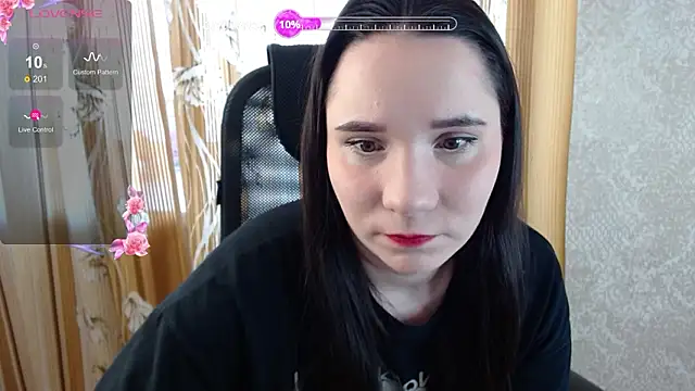 Snapshot of KateForLove chatting on 03/06/26, 10:01 KateForLove online show from 03/06/26, 10:01