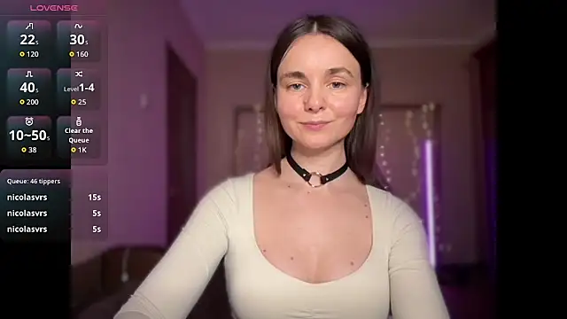 lanaloulou online show from 06/22/26, 12:24