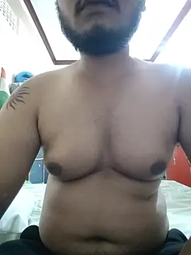 horniestboi online show from 08/05/26, 09:23