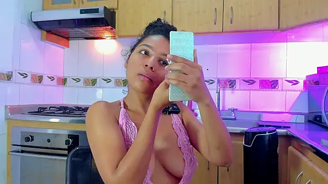 Sasha rd online show from 04/29/26, 01:37