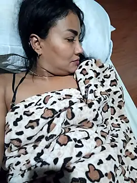 Ariana Rodriguez online show from 11/21/25, 03:16