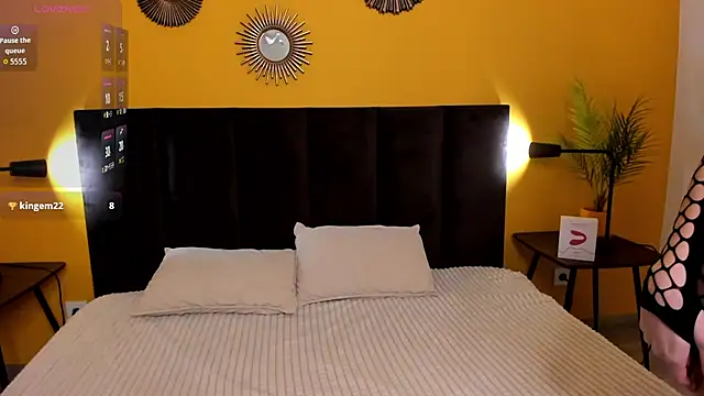 Jessie Curlyy online show from 11/18/25, 01:44