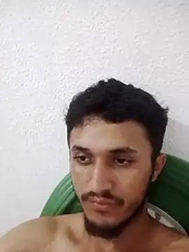 Snapshot of paugrosso553 chatting on 06/18/26, 02:23 paugrosso553 online show from 06/18/26, 02:23