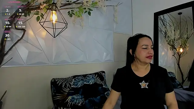 Chanel milff  online show from 05/01/26, 03:16