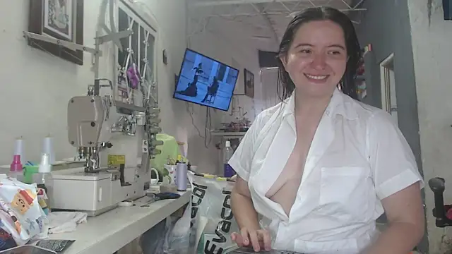 Snapshot of abbydirtys chatting on 11/22/25, 09:03 abbydirtys online show from 11/22/25, 09:03