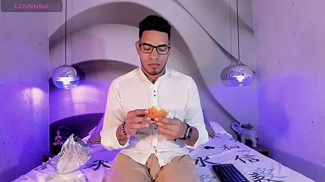 ETHAN DRAVEN online show from 09/23/25, 12:08