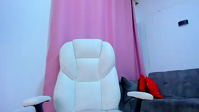 gaaby foxx online show from 11/06/25, 02:18