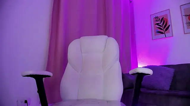 gaaby foxx online show from 04/29/26, 07:09