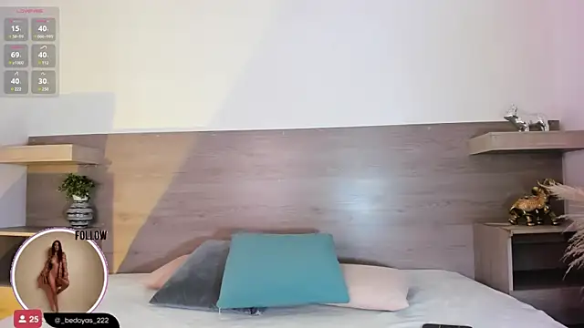 alison222  online show from 03/17/25, 08:09