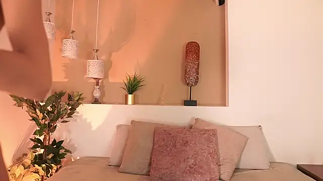 alison222  online show from 09/29/25, 07:40