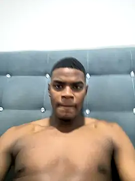 Dominic Scott online show from 12/19/25, 03:02