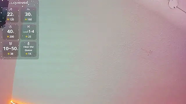 Snapshot of elaia_muller_ chatting on 03/20/25, 01:04 elaia muller online show from 03/20/25, 01:04