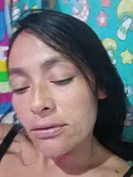 Snapshot of sarayulith chatting on 07/24/26, 01:03 sarayulith online show from 07/24/26, 01:03