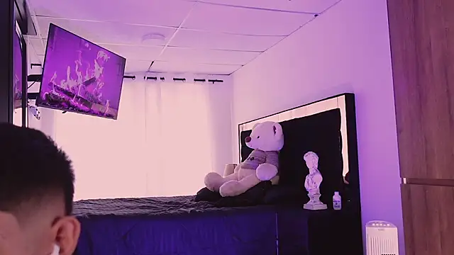 Snapshot of ErosKhaos chatting on 09/30/25, 08:14 ErosKhaos online show from 09/30/25, 08:14