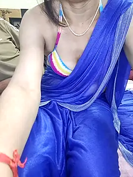 Cute-Zarina online show from 11/23/25, 03:23