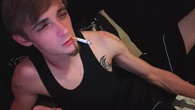 Ilovepussy1911 online show from 06/15/26, 06:32
