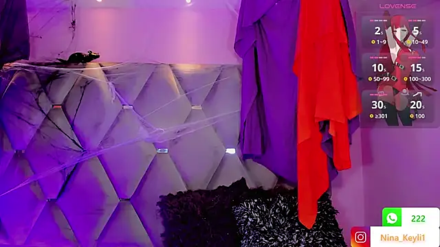 Nina Keyli online show from 10/21/25, 07:25