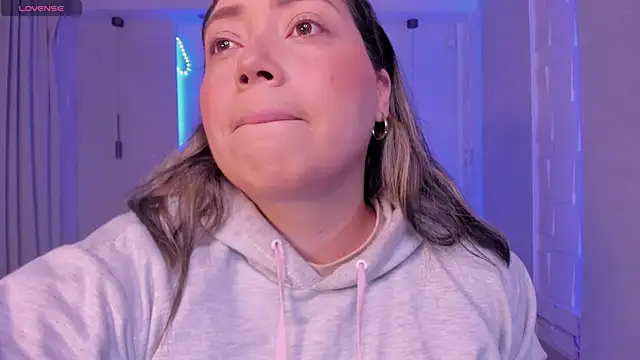 heidy johns online show from 10/30/25, 03:19