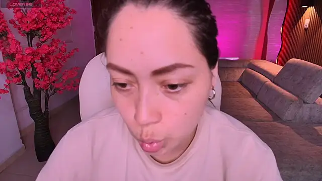 heidy johns online show from 05/06/26, 03:13
