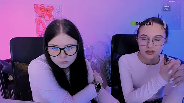 Snapshot of mona_cloud chatting on 01/12/26, 08:03 mona cloud online show from 01/12/26, 08:03