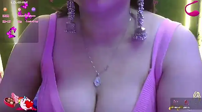 Snapshot of Hot_Anshi120 chatting on 03/21/25, 05:00 Hot Anshi120 online show from 03/21/25, 05:00