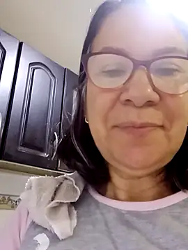 victoria wayne online show from 10/26/25, 10:21