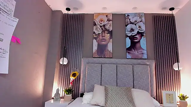 Snapshot of GiannaColling1 chatting on 09/12/25, 08:31 GiannaColling1 online show from 09/12/25, 08:31