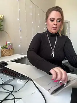 Juicy PeachLux online show from 03/07/25, 08:02