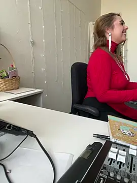 Juicy PeachLux online show from 03/09/25, 11:03