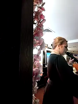 Juicy PeachLux online show from 03/22/25, 03:09