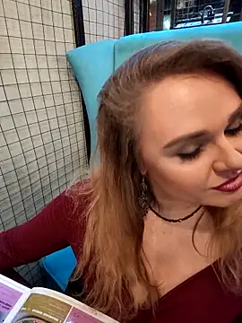 Juicy PeachLux online show from 09/12/25, 03:56