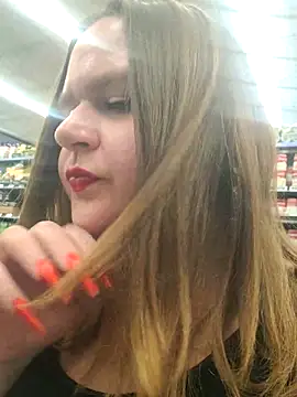 Bigmouthbitch online show from 12/14/25, 03:45