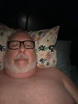 superbearboss online show from 11/23/25, 06:24