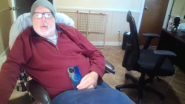 superbearboss online show from 12/02/25, 03:29