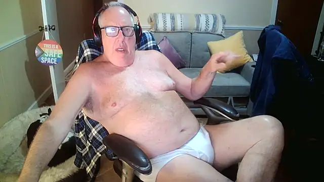 superbearboss online show from 06/11/26, 03:04