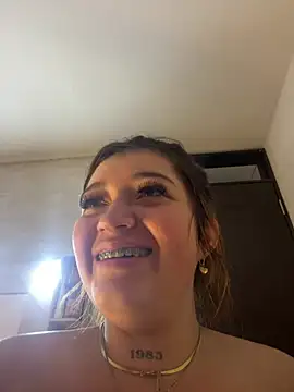 Snapshot of Karina_Leon chatting on 07/02/26, 03:23 Karina Leon online show from 07/02/26, 03:23