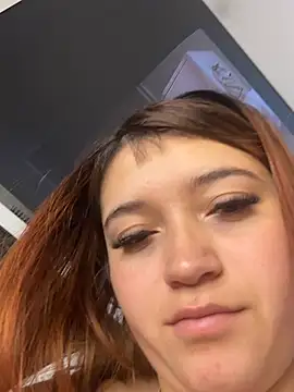 Snapshot of Karina_Leon chatting on 07/11/26, 09:49 Karina Leon online show from 07/11/26, 09:49