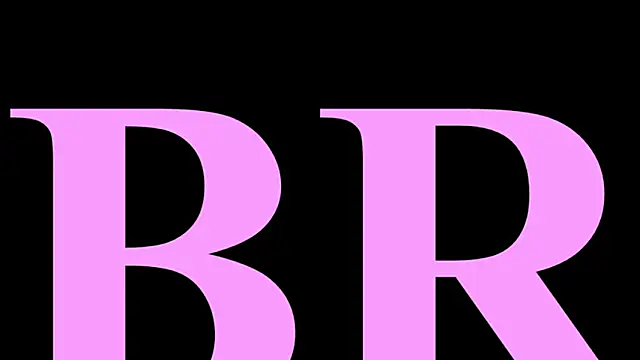 Snapshot of Scarlett__Johanson chatting on 03/20/25, 05:57 Scarlett Johanson online show from 03/20/25, 05:57