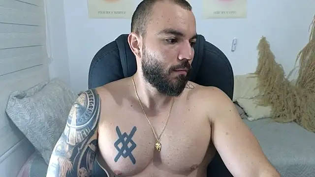 Isaac Carter online show from 12/23/25, 11:08