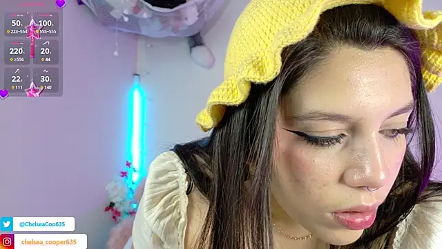 Snapshot of chelsea__coo chatting on 03/12/25, 08:31 chelsea  coo online show from 03/12/25, 08:31