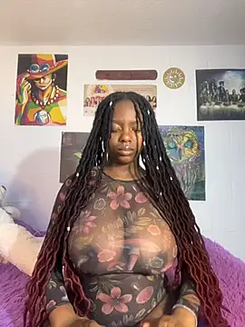 Snapshot of Kennya__ chatting on 10/26/25, 05:35 Kennya online show from 10/26/25, 05:35