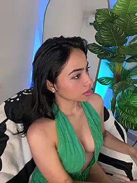 Snapshot of _Emily_Thompson_ chatting on 03/14/26, 11:04 Emily Thompson online show from 03/14/26, 11:04