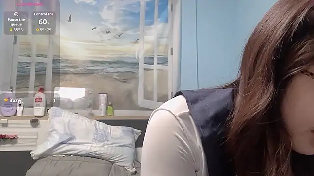 Snapshot of X-xiao-888 chatting on 10/28/25, 03:58 X-xiao-888 online show from 10/28/25, 03:58