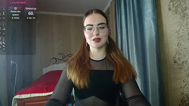 Snapshot of Leila_Kissyu chatting on 03/27/26, 05:23 Leila Kissyu online show from 03/27/26, 05:23