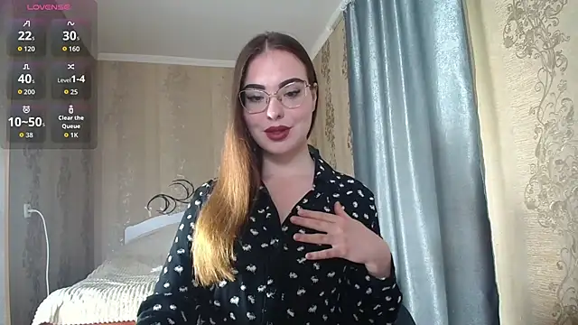 Snapshot of Leila_Kissyu chatting on 04/26/26, 09:51 Leila Kissyu online show from 04/26/26, 09:51